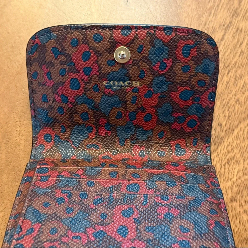 Coach Small Trifold Wallet with Pop Floral Print - Picture 4 of 6